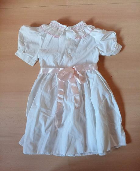 Vyšívané šaty v. 98, 98