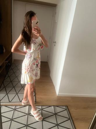 Letné kvetinkované šaty xs, new yorker,xs