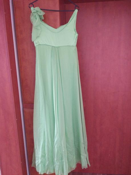 Spoločenské šaty, 38