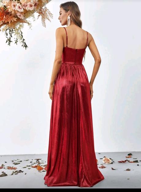 Červené spoločenské šaty, l