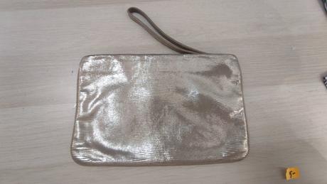 Zlatá kabelka massimo dutti,