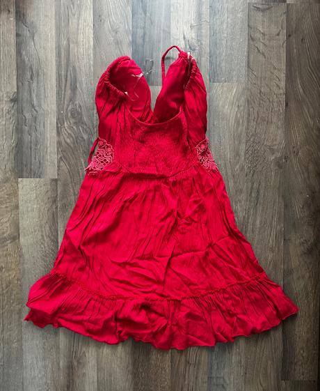 Letné červené šaty, s