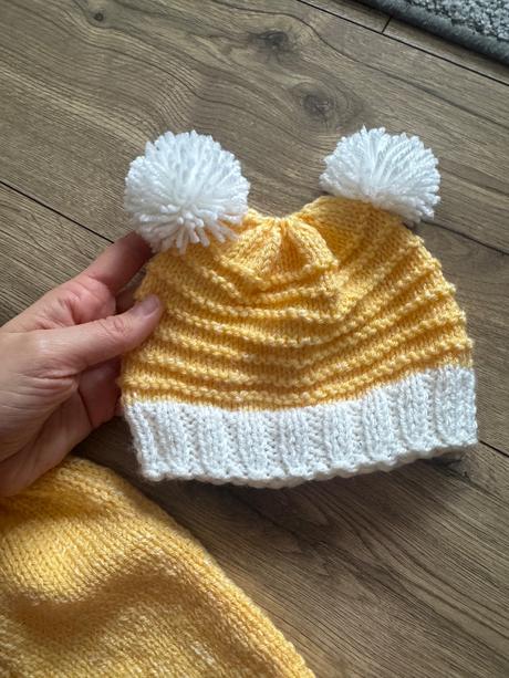 Krásny set čiapka a nohavice, 62