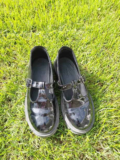 Dievčenské slávnostné topánky 34, demar,34