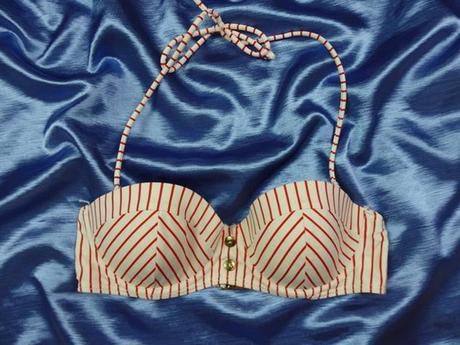 Plavková podprsenka, 40