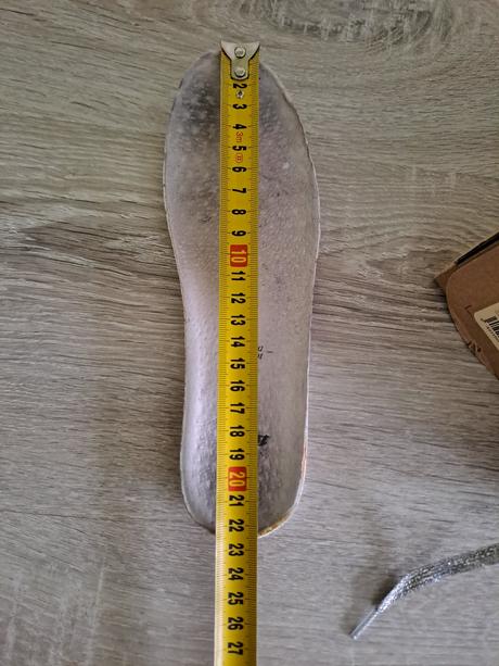 Topanky, baťa,35