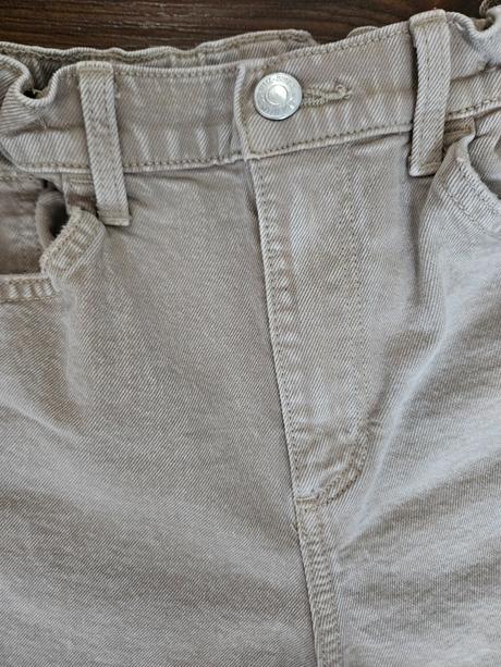 Pohodlné béžové rifle, h&m,158