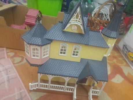 Ako nové, veľký playmobil 9475 šťastný domov lucky,