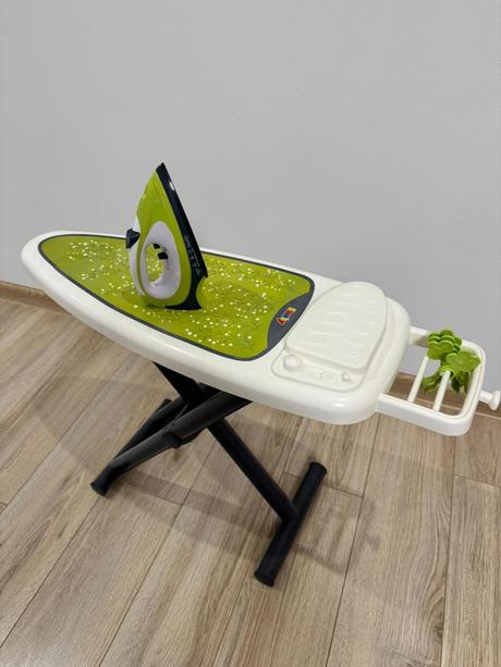 Detská žehliaca doska so žehličkou, 