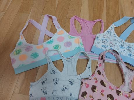 Lambady 146-158, reserved,146