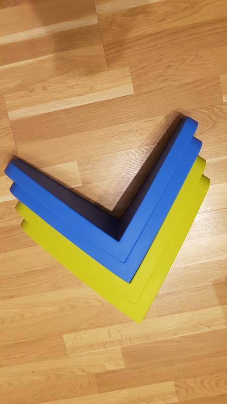 Mammut ikea policky, 