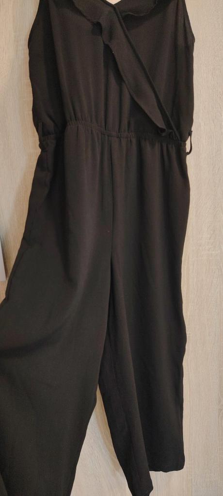 Nohavicovy overal, 34