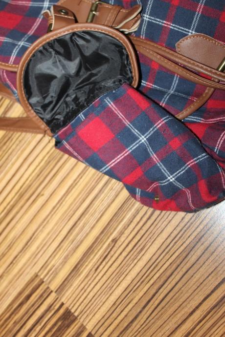 Károvaný ruksak f&f, 