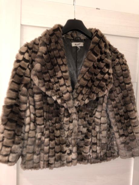 Dámsky kožuch, 40