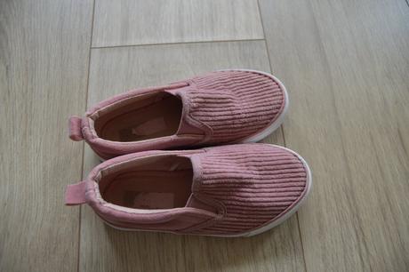 Sliponky, reserved,27