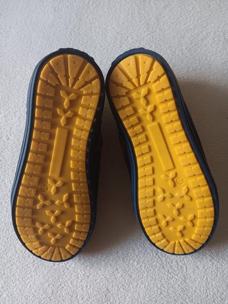 Nové zimné, kožené topánky veľ. 33, slovobuv,33