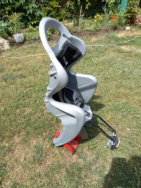 Cyklosedacka zadna do 22kg, 