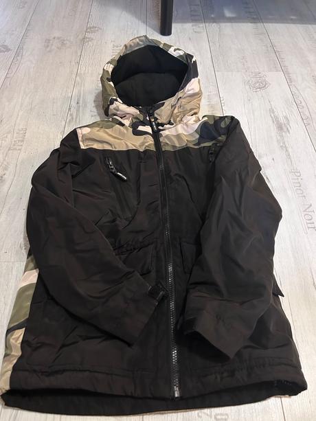 Reserved bunda, reserved,140