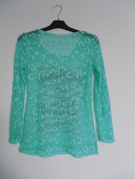 Tyrkysové tričko, s