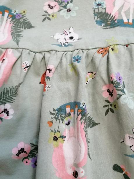 Krásne šatičky s motívom zvieratiek, h&m,134