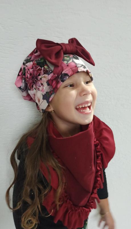 Čiapka a tunel alebo nákrčník, <50 - 158