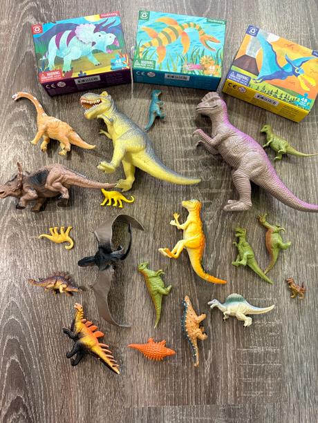 Safari ltd . postavicky a mudpuppy puzzle dinosaur,