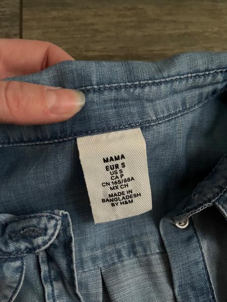 Balik tehotenského oblecenia, s