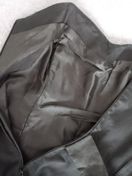 Korzety amisu, amisu,m