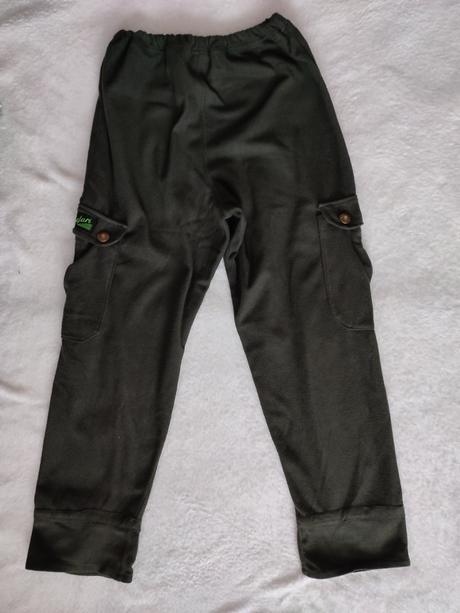 Teplé nohavice, 134