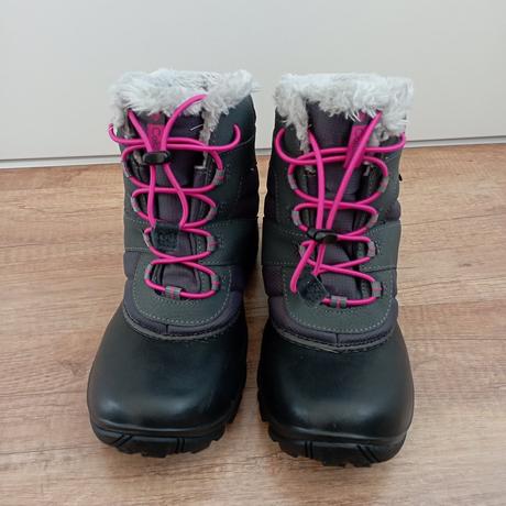 Snehule columbia, columbia,36