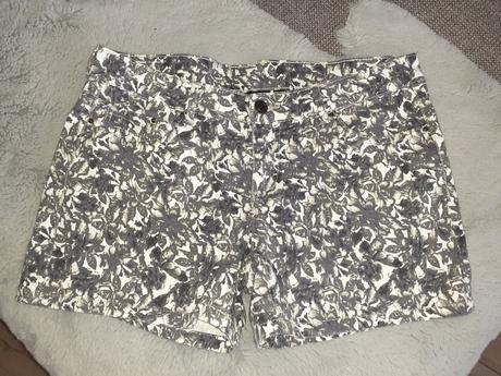 Kraťasy č.42, esmara,42