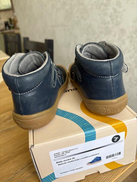 Jonap betty, jonap,26