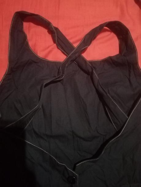 Dámske sukňove šaty, 44