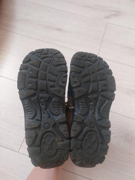 Turistické topánky, 31