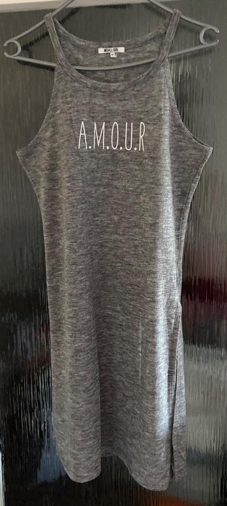 Predĺžené tričko šaty alebo tunika, m