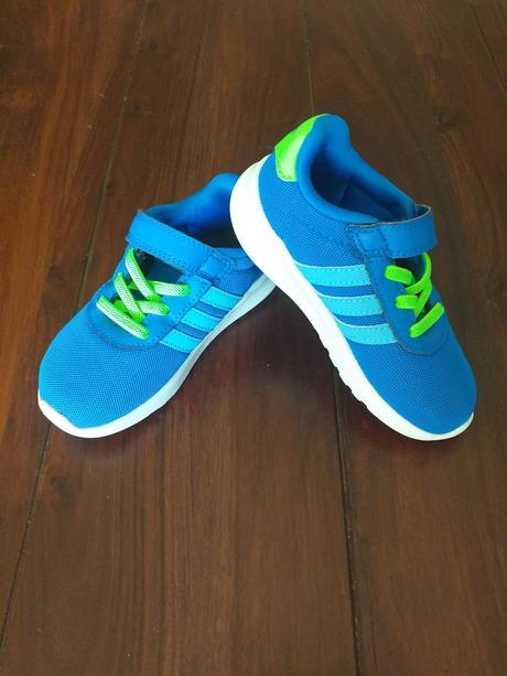Ľahké tenisky, adidas,25