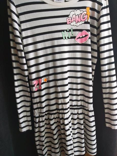 Pásikované šaty s komiksovou potlačou, bonprix,140