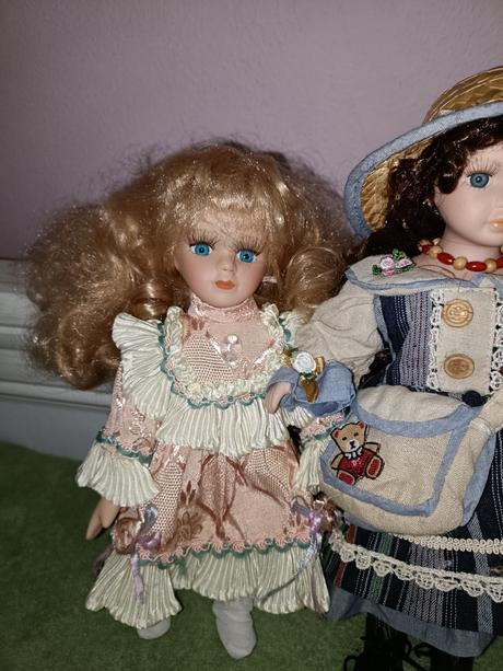 Porcelánové bábiky,