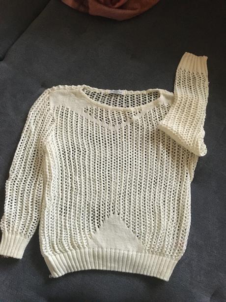 Bielokremovy svetrik, new look,m
