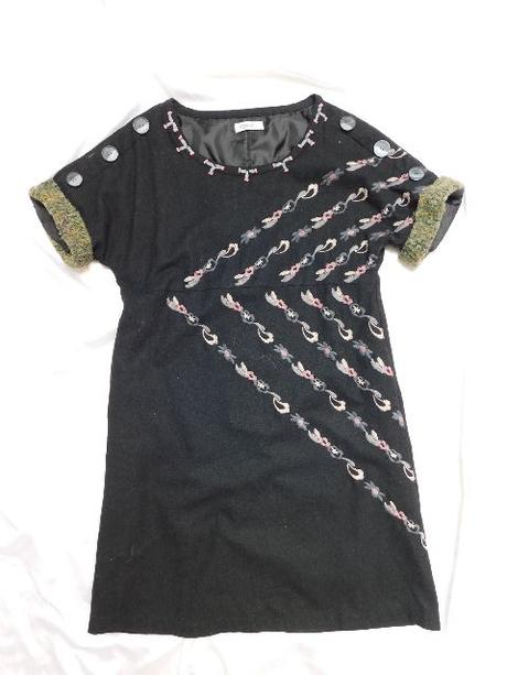 Luxusne pekne šaty, 36