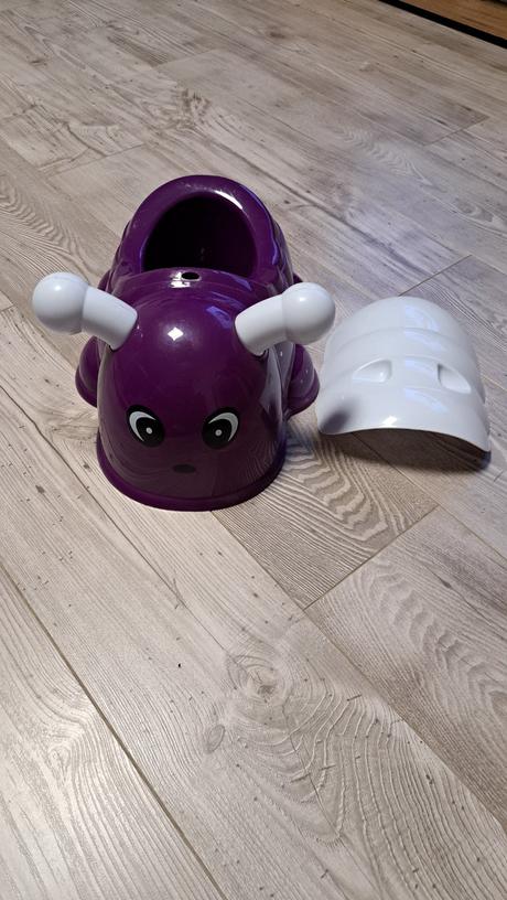 Nočník husenička,