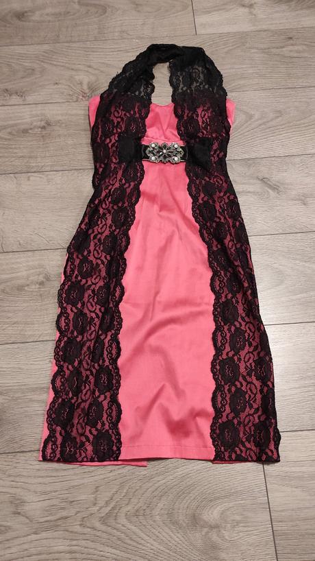 Koktailove saty rouge s, s