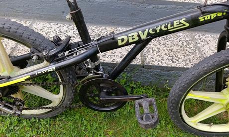 Chlapčenský bicykel, 20