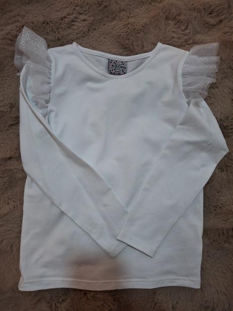 Biely top na slávnostné príležitosti, 104