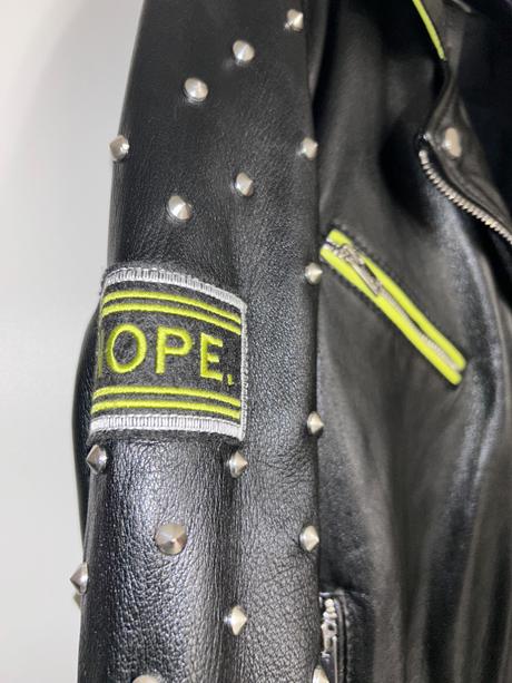 Krasna kozena bunda, l