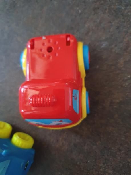 3 autíčka  pre najmenších, 