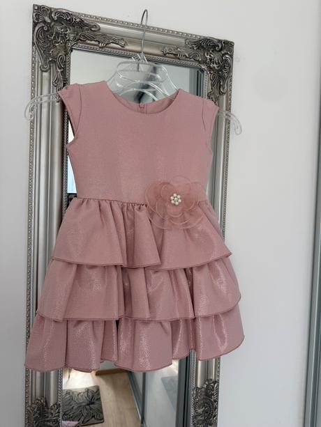 Spolocenske saty v.104, 104