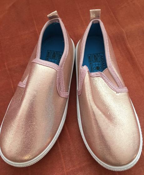 Trblietavé coolové tenisky, 30