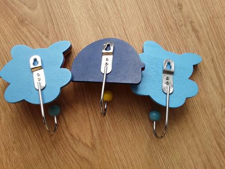 Drevené háčiky / vešiačiky, 