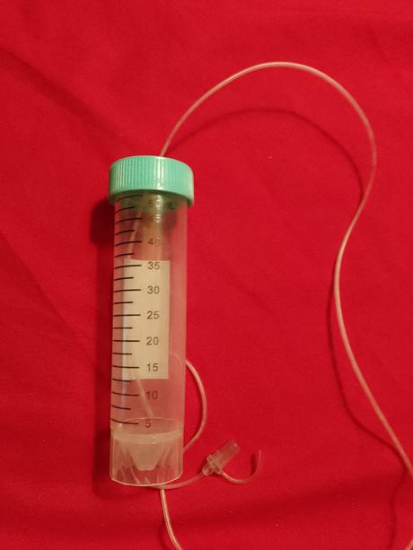 Cievka na dokrmovanie s nadobkou, 